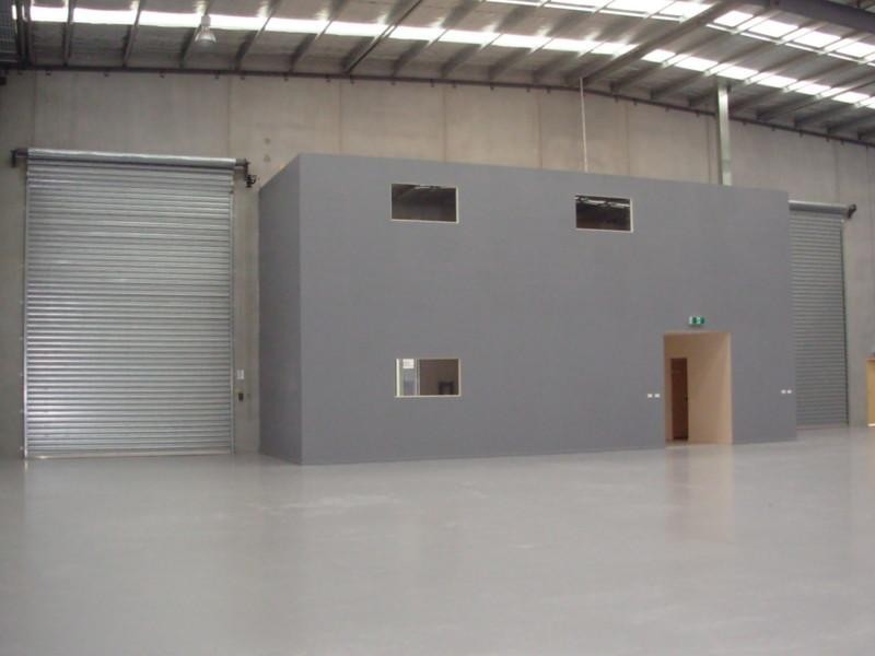 90 Pheonix Court, Braeside VIC 3195