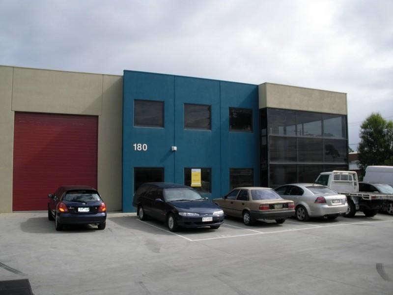 180/244 Osborne Avenue, Clayton South VIC 3169