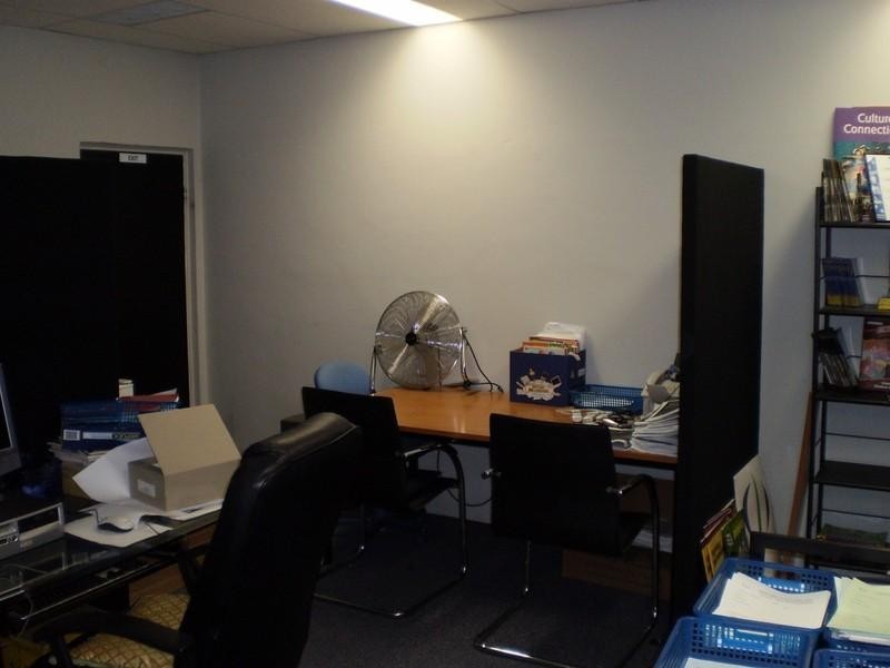 Unit 1 and 2/11  Windsor Avenue, Mount Waverley VIC 3149