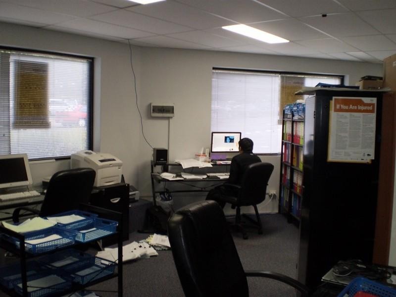 Unit 1 and 2/11  Windsor Avenue, Mount Waverley VIC 3149