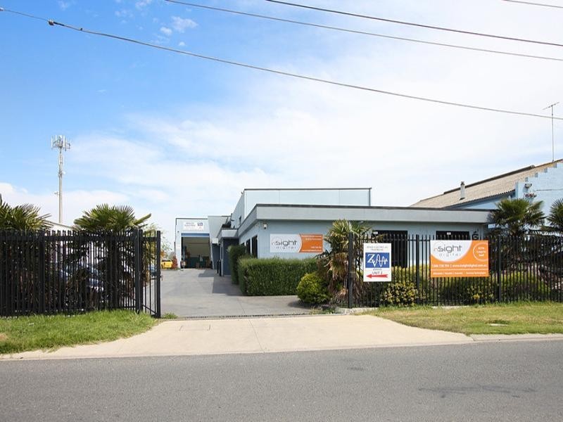 1 and 2 6 Jappady Street, Braeside VIC 3195