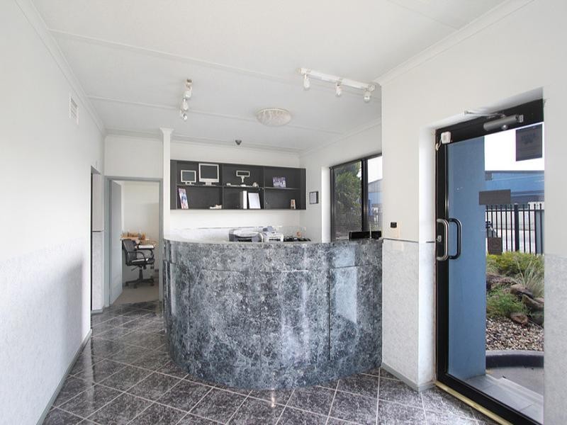 1 and 2 6 Jappady Street, Braeside VIC 3195