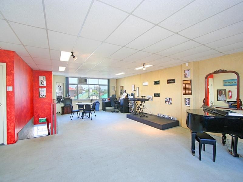 20-22 Haughton Road, Oakleigh VIC 3166