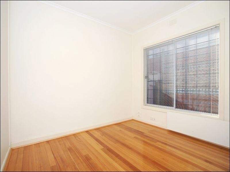 17 Royton Street, Burwood East VIC 3151