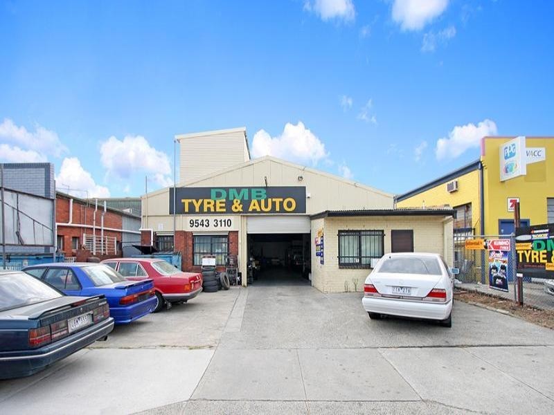 5 James Street, Clayton VIC 3168