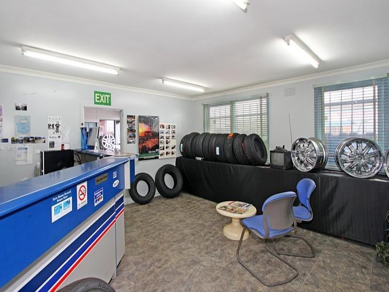 5 James Street, Clayton VIC 3168