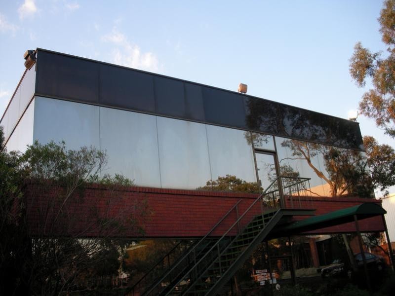 2 Kingston Townclose, Oakleigh VIC 3166