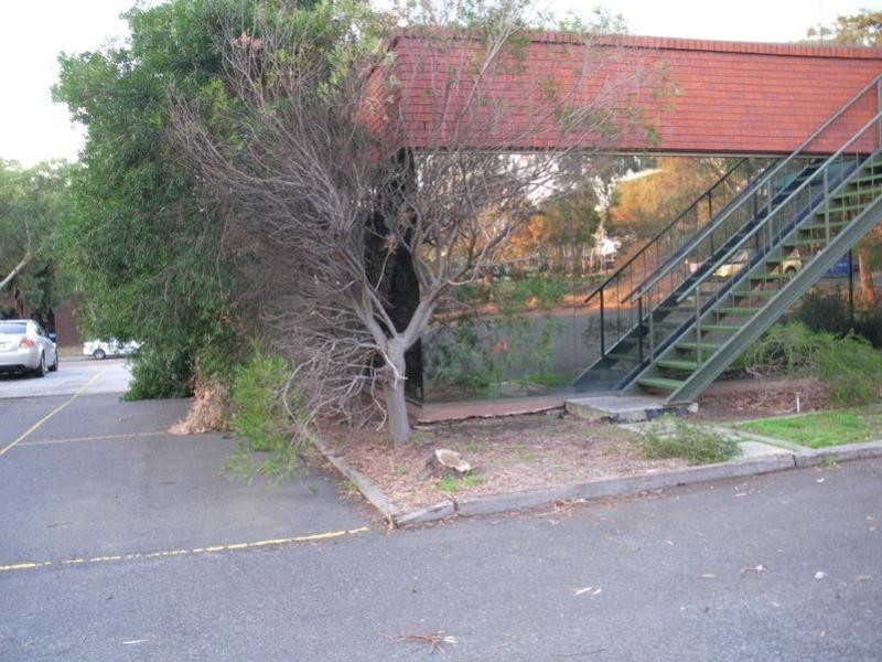 2 Kingston Townclose, Oakleigh VIC 3166