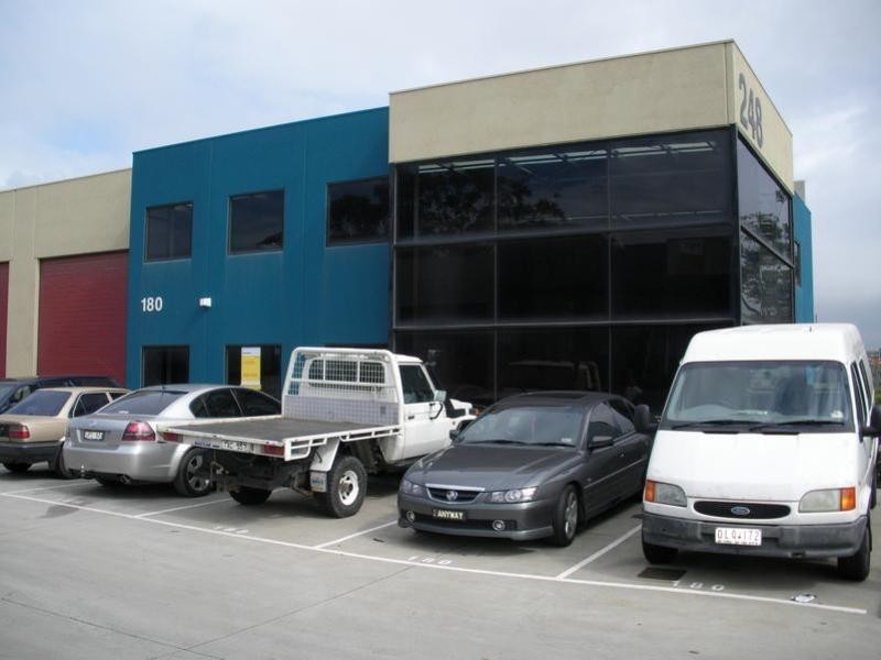 180/244 Osborne Avenue, Clayton South VIC 3169