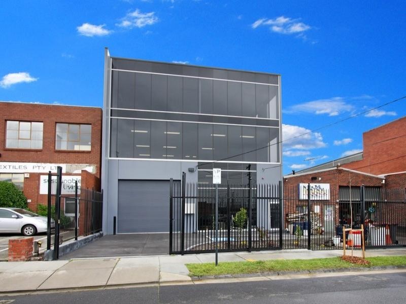 50 Downing Street, Oakleigh VIC 3166