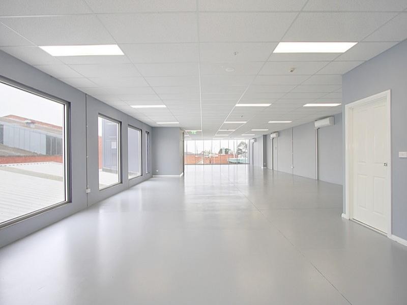 50 Downing Street, Oakleigh VIC 3166