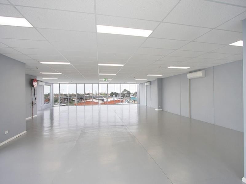 50 Downing Street, Oakleigh VIC 3166