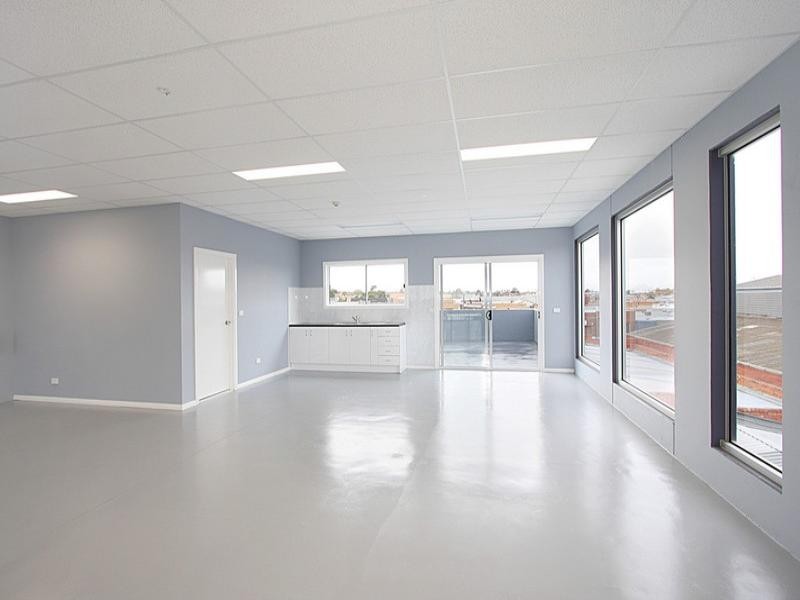 50 Downing Street, Oakleigh VIC 3166