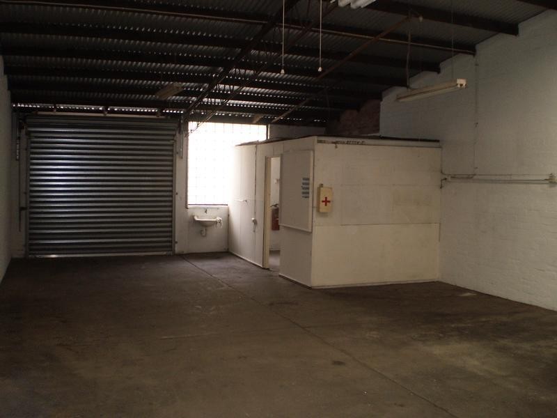 2/2 Peace Street, Springvale VIC 3171