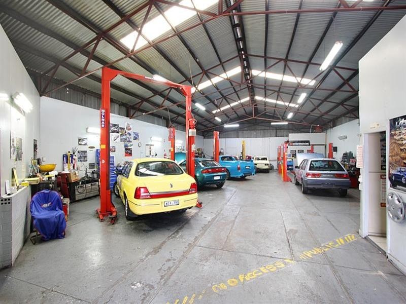 5 James Street, Clayton VIC 3168