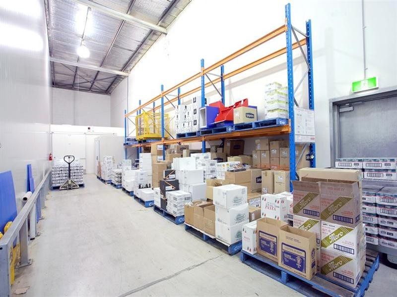 1/64 Outlook Drive, Dandenong North VIC 3175