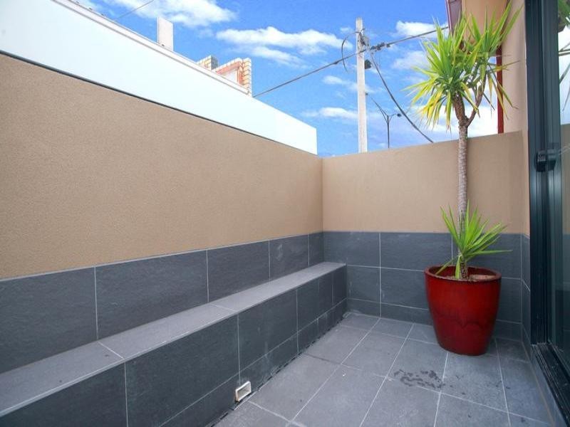 1/180A Warrigal Road, Oakleigh VIC 3166