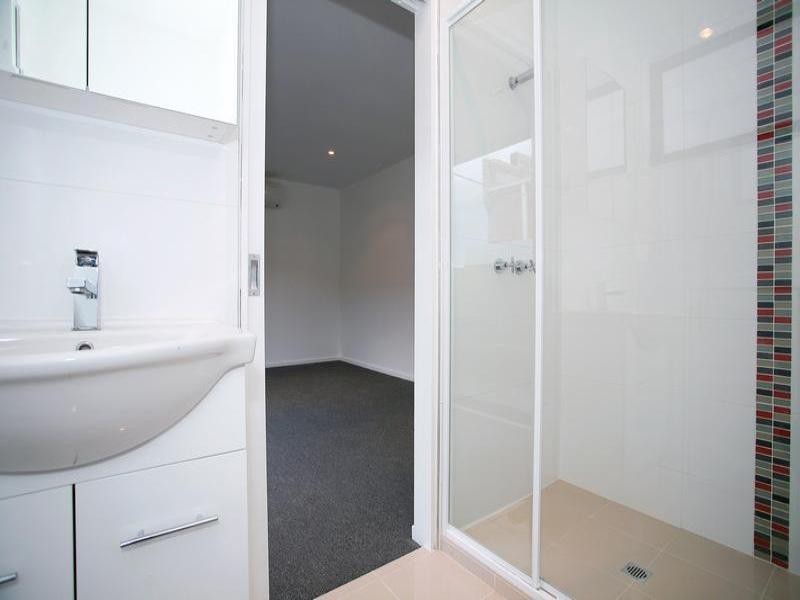 1/180A Warrigal Road, Oakleigh VIC 3166