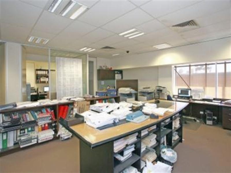 18 Downard Street, Braeside VIC 3195