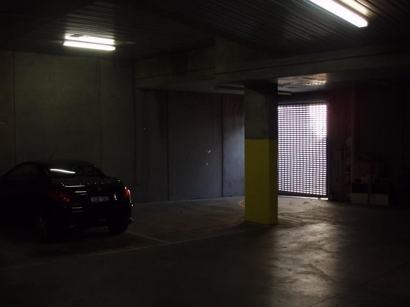 Shop 4/102 Hawthorn Road, Caulfield VIC 3162