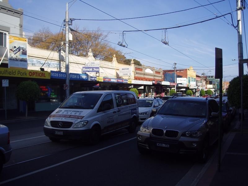 Shop 4/102 Hawthorn Road, Caulfield VIC 3162