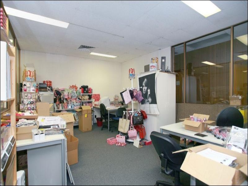 12 Stamford Road, Oakleigh VIC 3166