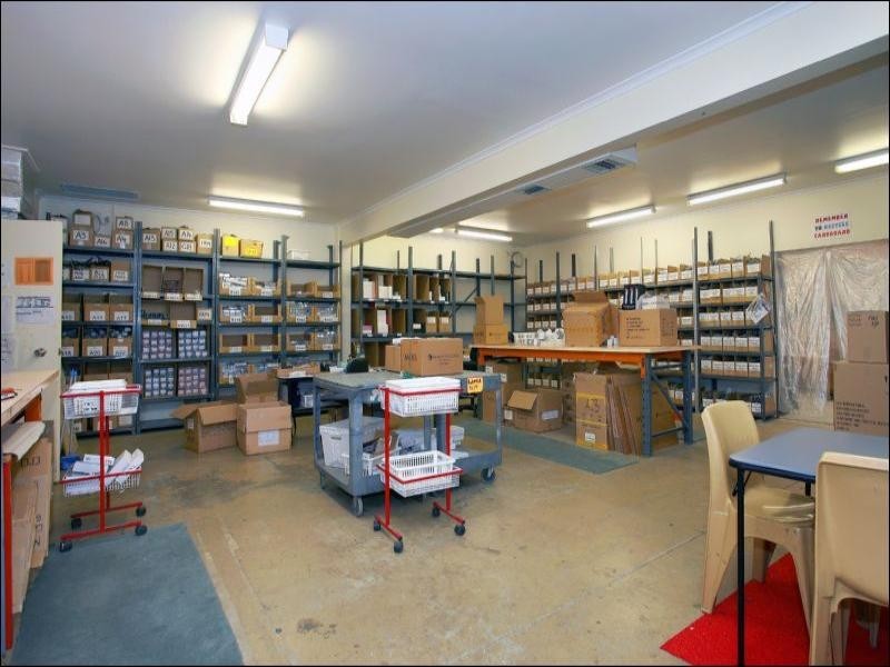 12 Stamford Road, Oakleigh VIC 3166