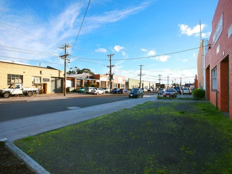 87 Levanswell Road, Moorabbin VIC 3189