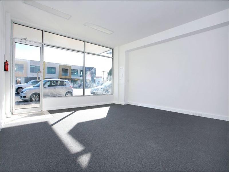 1/180 Warrigal Road, Oakleigh VIC 3166