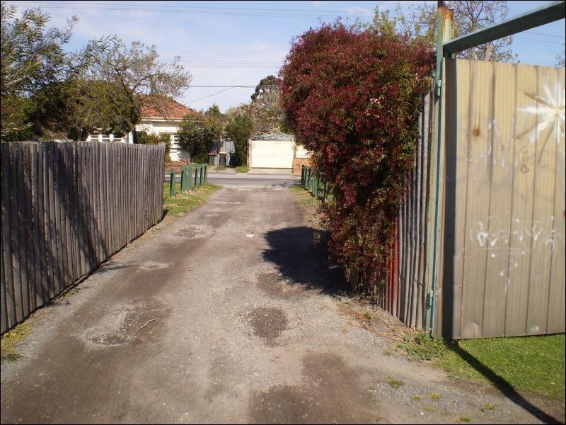 146 Warrigal Road, Oakleigh VIC 3166