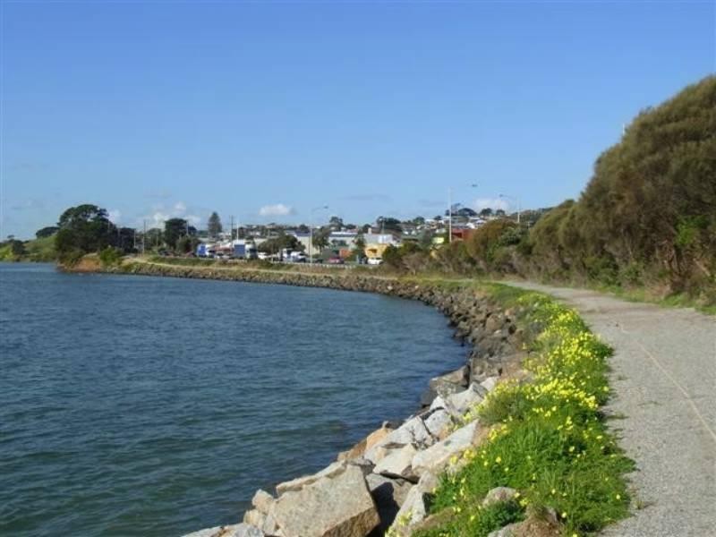 79-81 Phillip Island Road, San Remo VIC 3925