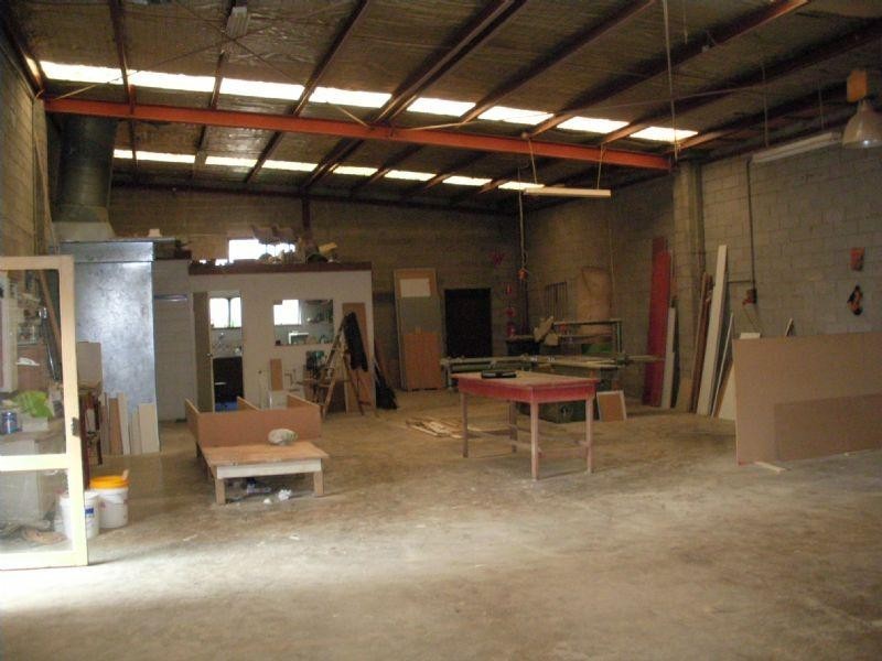 4/165 Westall Road, Clayton South VIC 3169