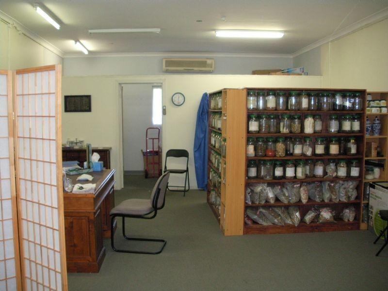 42 Willow Avenue, Glen Waverley VIC 3150