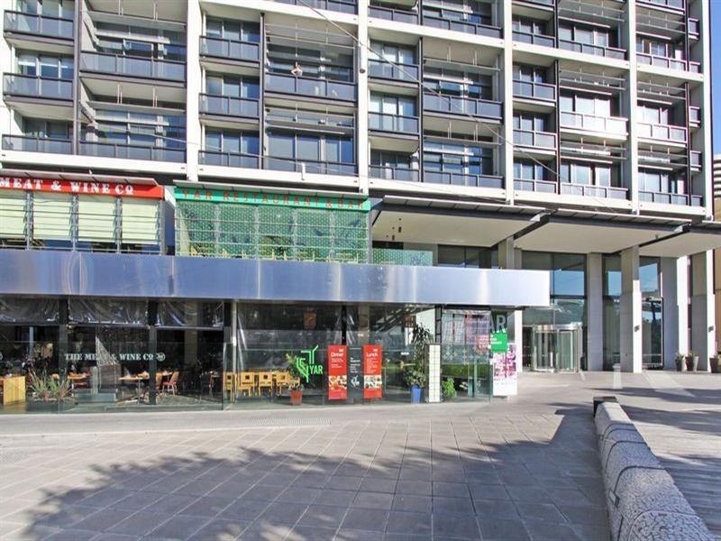 R1/2 Queensbridge Squ, Southbank VIC 3006