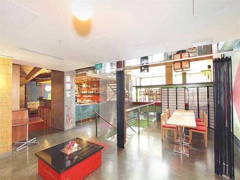 R1/2 Queensbridge Squ, Southbank VIC 3006