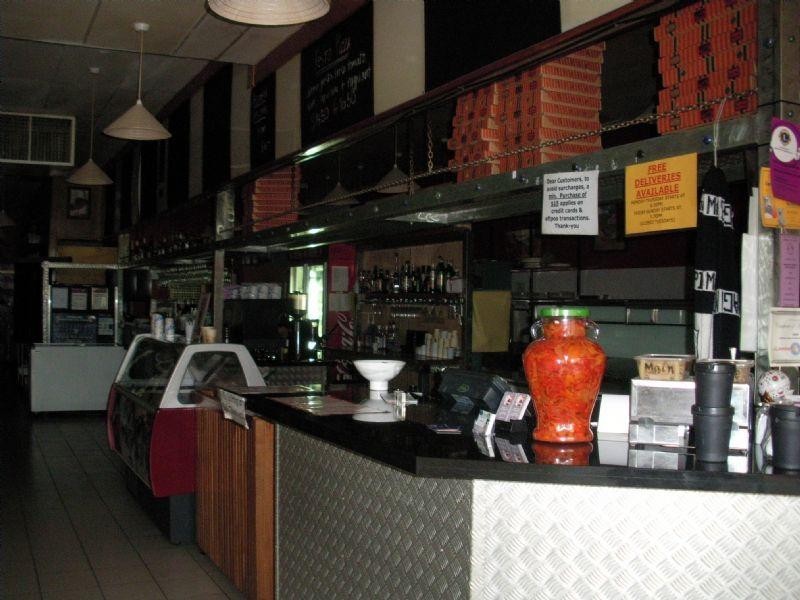 2-4 Oxford Street, Oakleigh VIC 3166