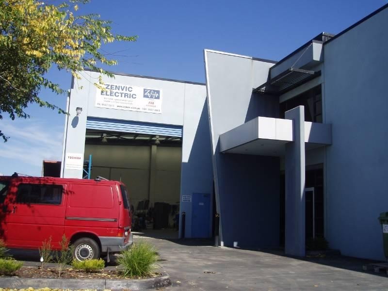 2/6 Japaddy Street, Braeside VIC 3195