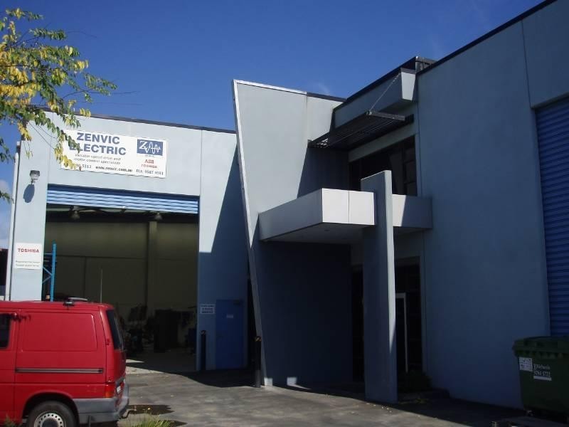 2/6 Japaddy Street, Braeside VIC 3195