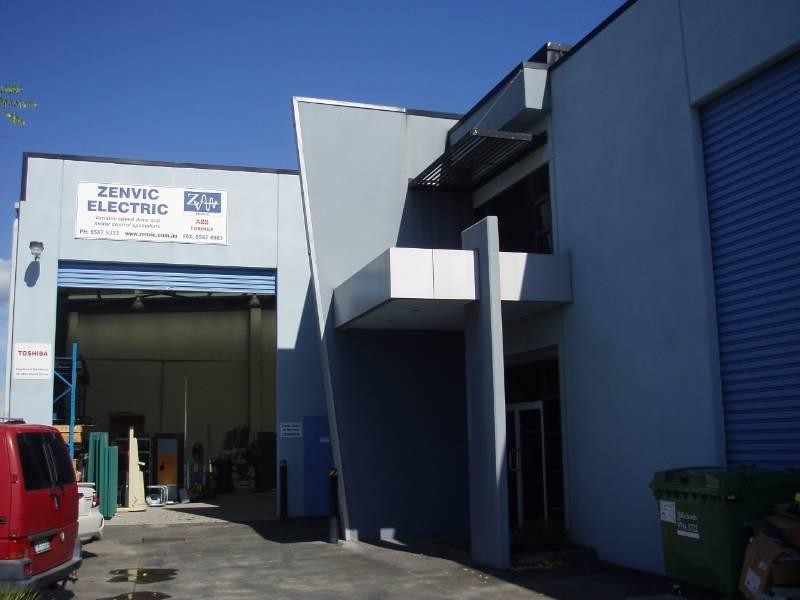 2/6 Japaddy Street, Braeside VIC 3195