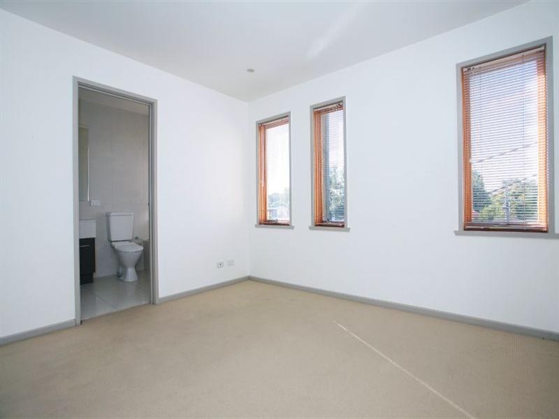 736 North Road, Ormond VIC 3204