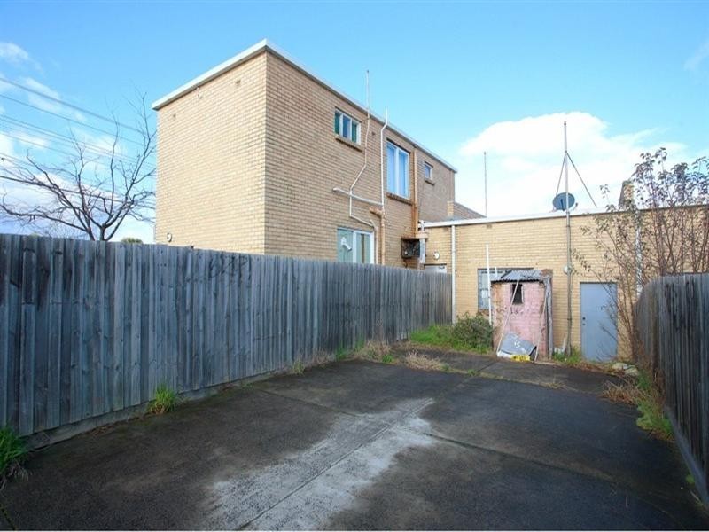 43 Brentwood Close, Clayton VIC 3168