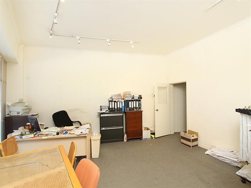 5 Willesden Road, Hughesdale VIC 3166