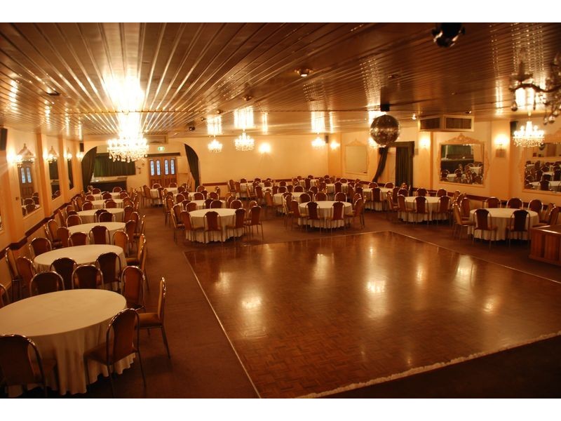 90 Atherton Road, Oakleigh VIC 3166