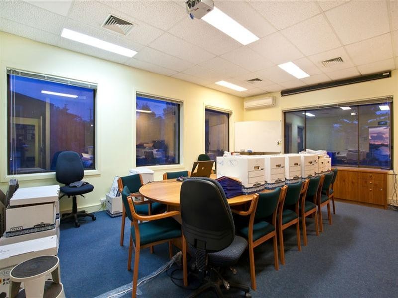 219 High Street Road, Ashwood VIC 3147