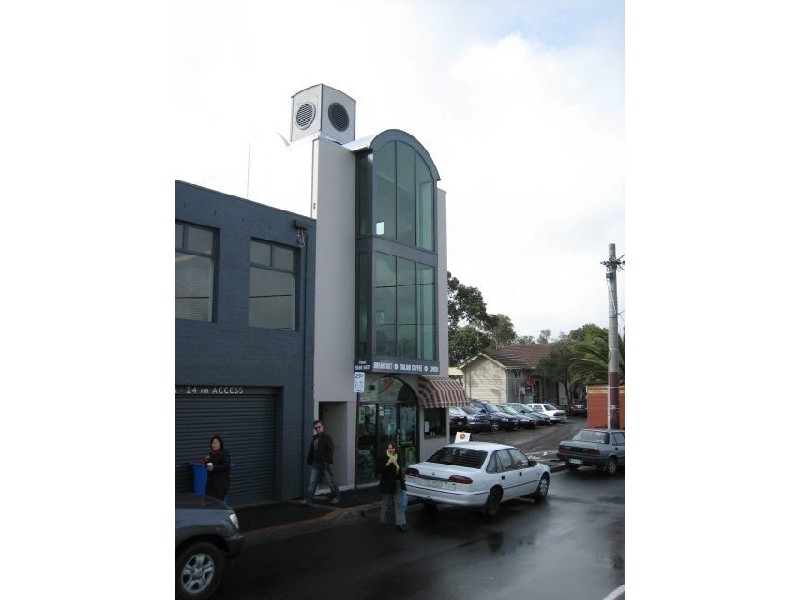 18 Morton Avenue, Carnegie VIC 3163