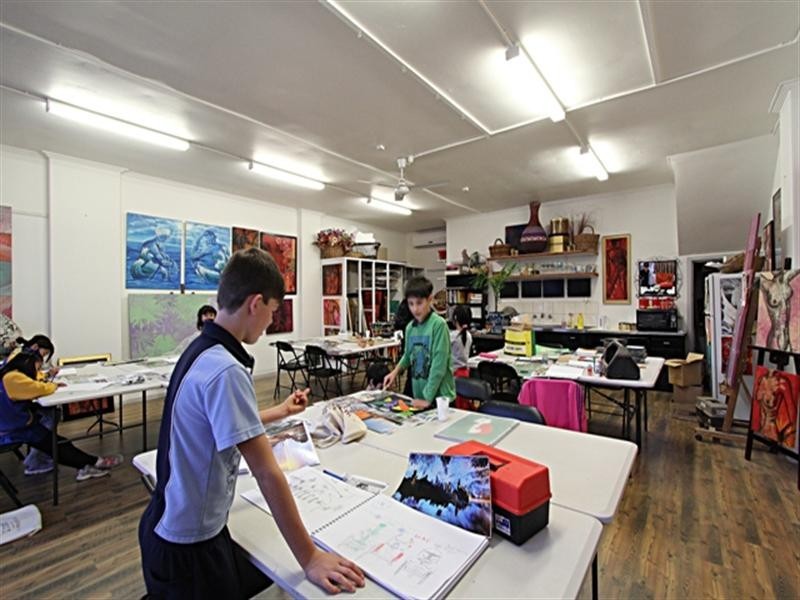 18 Second Avenue, Box Hill North VIC 3129