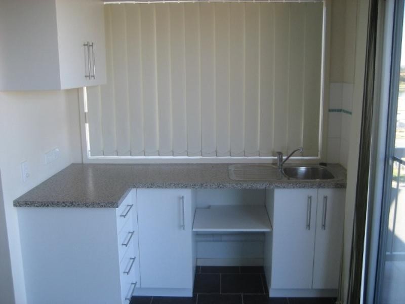 1C/20 Tourangeau Crescent, Varsity Lakes QLD 4227