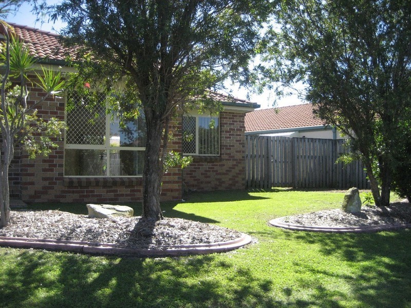 16 Stanford Avenue, Varsity Lakes QLD 4227