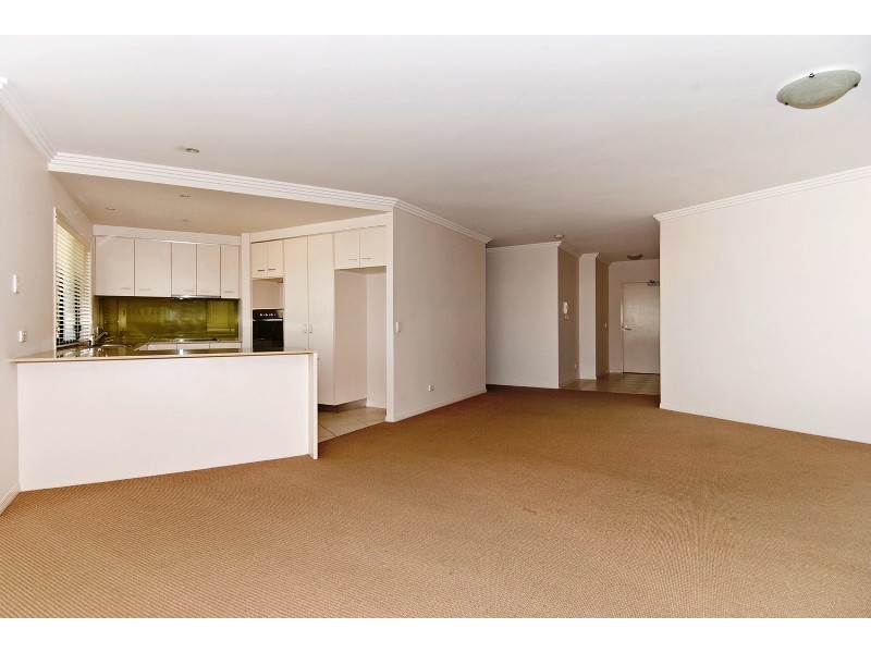 Varsity Lakes QLD 4227
