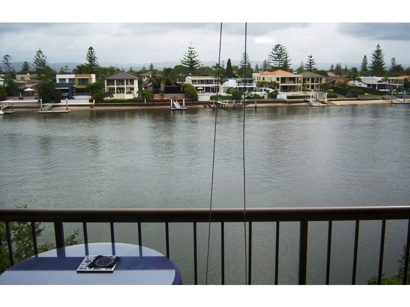 8/2962 Gold Coast Highway, Surfers Paradise QLD 4217